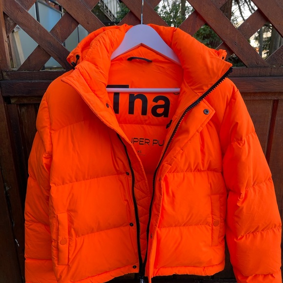 Sold out Orange Superpuff - Picture 1 of 3